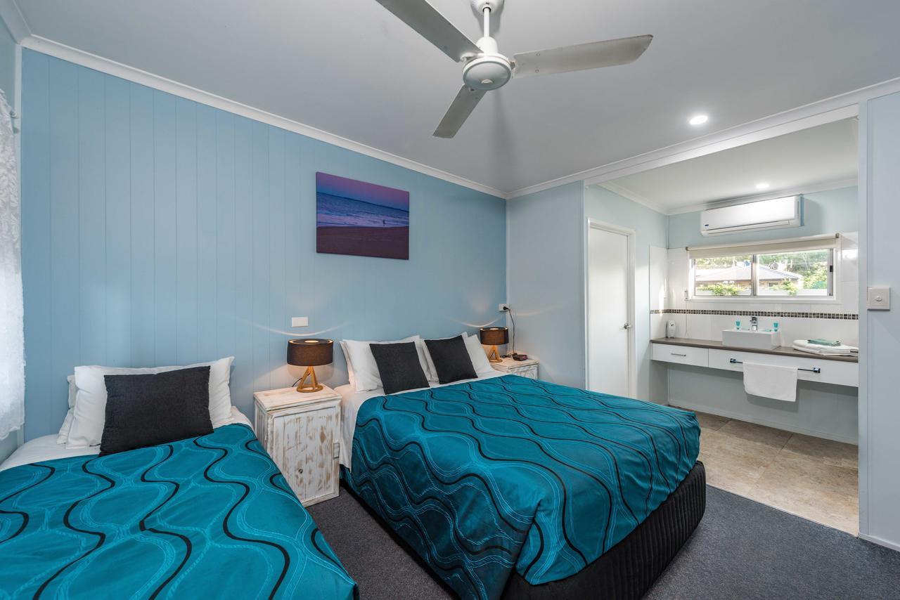 Moore Park Beach Inn Bundaberg Eksteriør billede