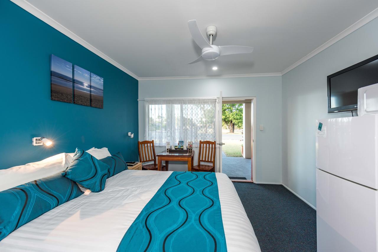Moore Park Beach Inn Bundaberg Eksteriør billede